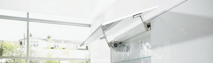 Klappensysteme und Klappenbeschläge – Die idealen Helfer für Ihre perfekte Küche